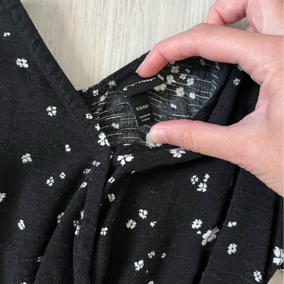 Art Class floral skirted romper EUC Size 6/6X - Picture 2 of 4